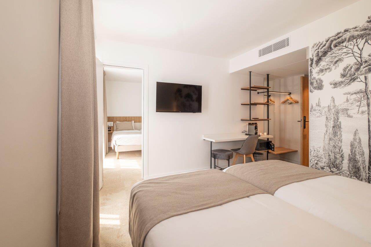 Chambre Familiale communicante 